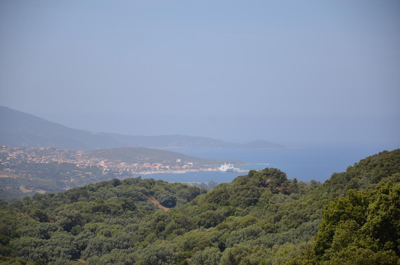 U Fracintu Hotel Fozzano ภายนอก รูปภาพ